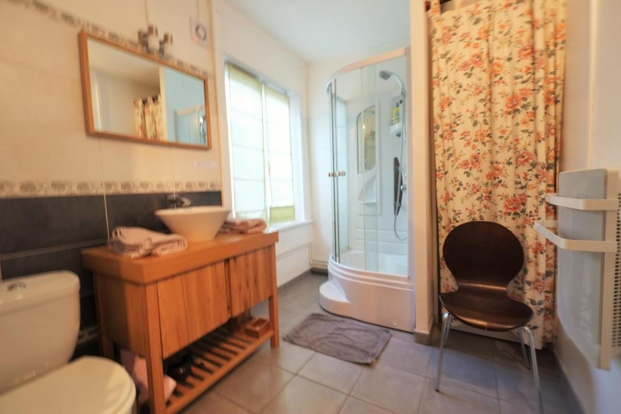 Lebeauregare Apartment Лил Екстериор снимка